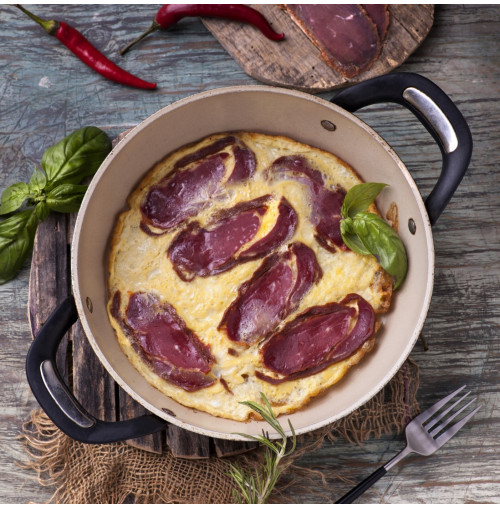 Omelet with basturma 